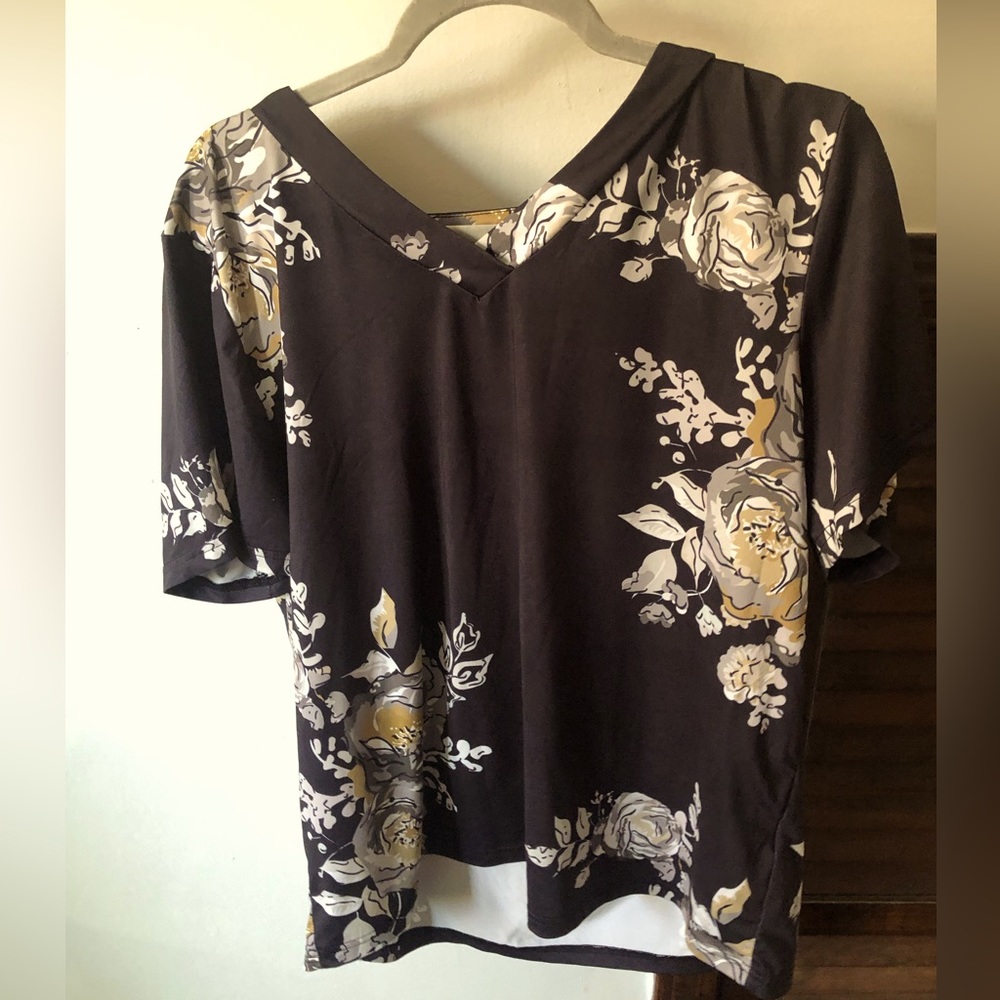 Women’s plus size blouse